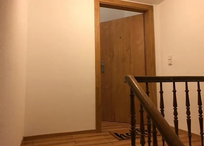 Monteurwohung, Moebliert, 55543 *