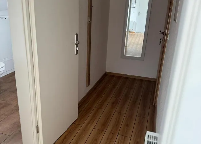 Lägenhet Monteurwohung, Moebliert, 55543 *